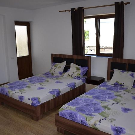מלון קוסטינסטי Casa Sarofin מראה חיצוני תמונה